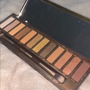 Urban Decay Naked Honey